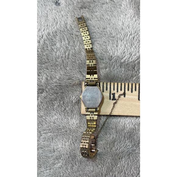 Vintage Seiko  Women Watch Gold Tone Gold Dial Round 2Y00-0019 !! Parts/Repair ! - Picture 7 of 14